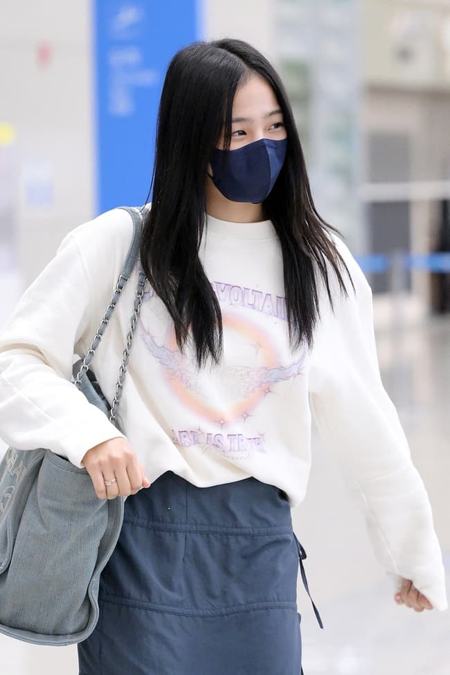 민지