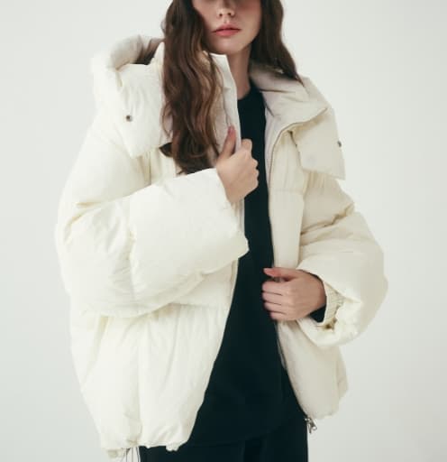 SAC 로고 후드 패딩 점퍼 아이보리 4W234H002